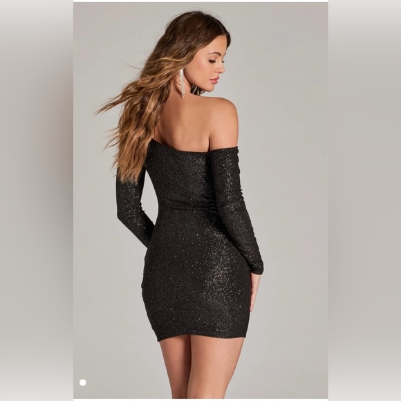 Windsor Glitzy Era Asymmetrical Long Sleeve Glitter Mini Dress One-Shoulder S - Picture 4 of 6